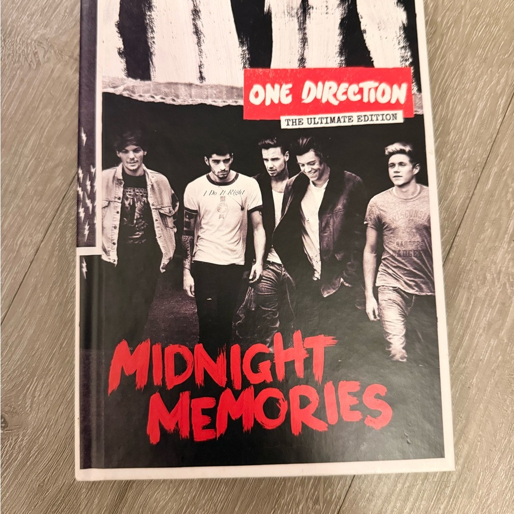 One Direction Merchandise Collection - Picture 4 of 7